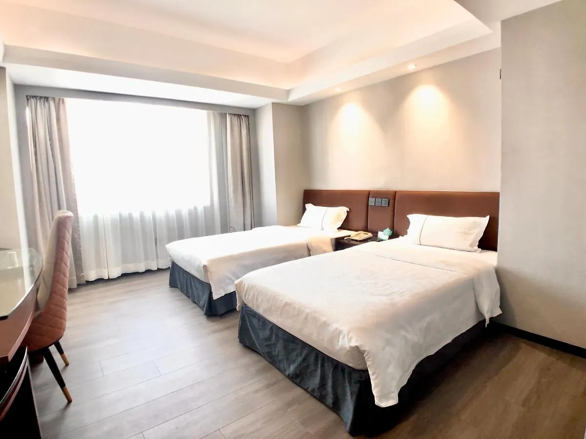 Zhuhai Jinguan Holiday Hotel