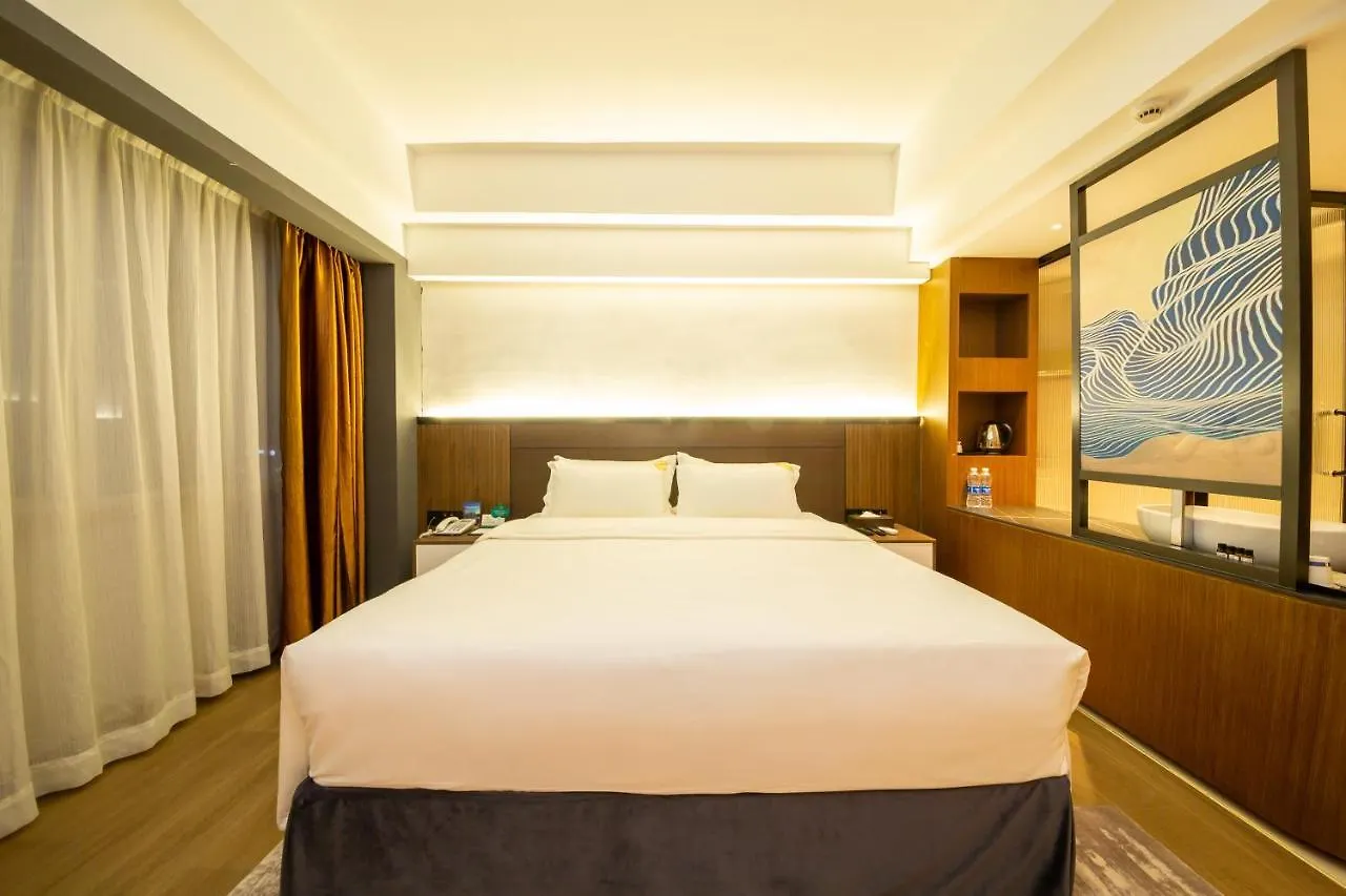 Zhuhai Jinguan Holiday Hotel