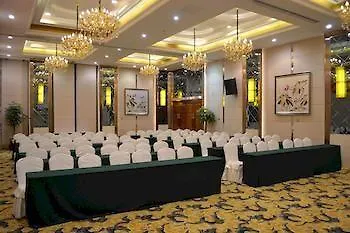 Zhuhai Jinguan Holiday Hotel