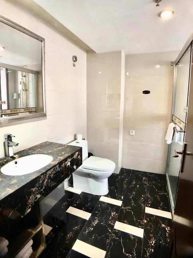 Zhuhai Jinguan Holiday Hotel