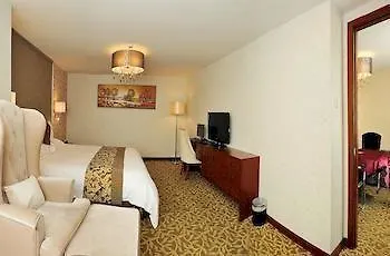 Zhuhai Jinguan Holiday Hotel